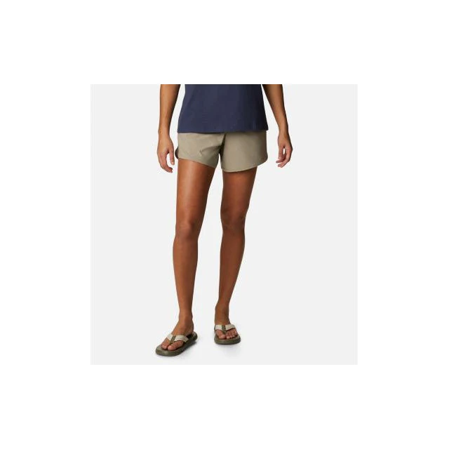 Columbia Women's Bogata Bay Stretch Short - Image 2
